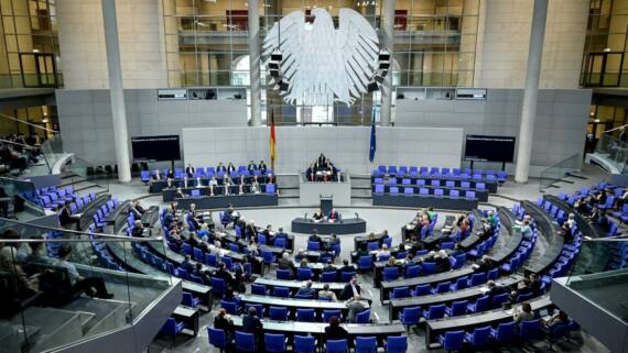 Union scheitert im Bundestag mit Antrag für Taurus-Lieferung