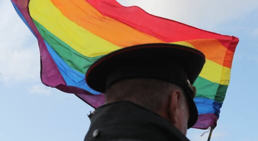 Bis zu zehn Jahre Haft drohen: Russland stuft LGBTQ-Bar-Betreiber als "Terroristen" ein