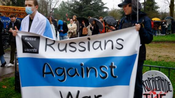 Straftäter nach Russland ausgewiesen – Linke nennt Abschiebungen „skrupellos“