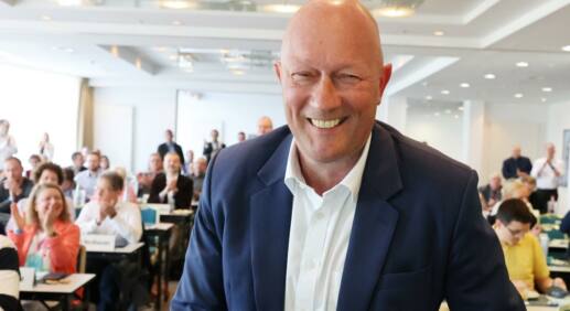 Thüringer FDP wählt Thomas Kemmerich zum Spitzenkandidaten